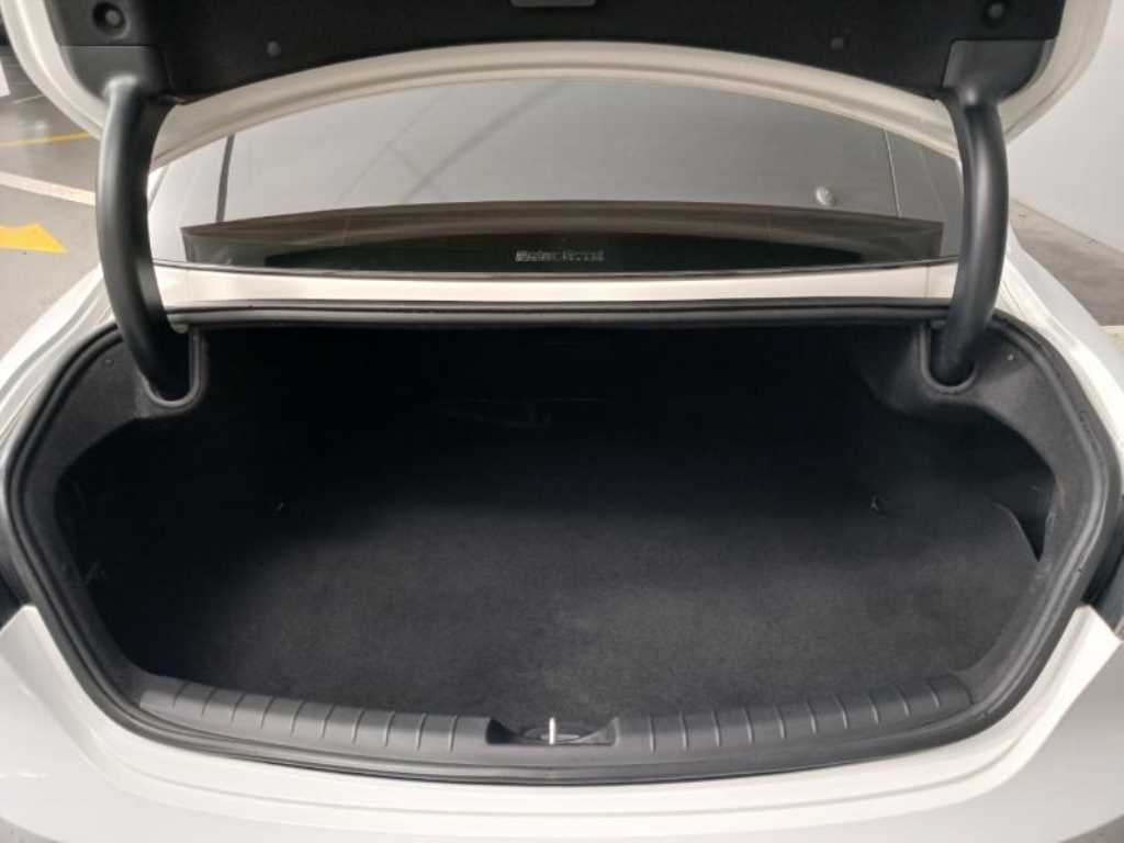 HYUNDAI Grandeur 2020 Blanco - Importación desde Corea - HF Imports Iquique - Foto 18