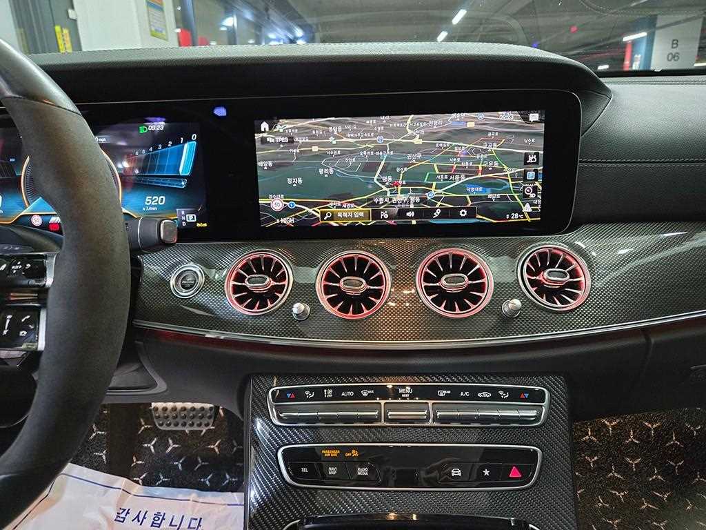 Mercedes Benz E class - Vista 11