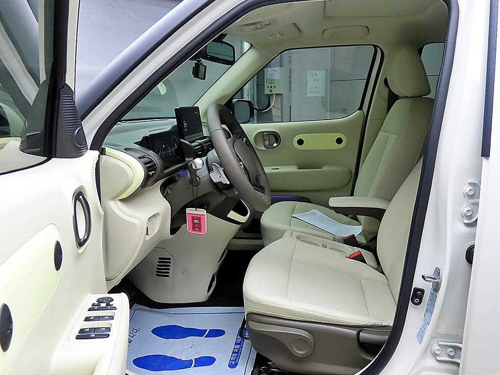 HYUNDAI Casper - Vista 5