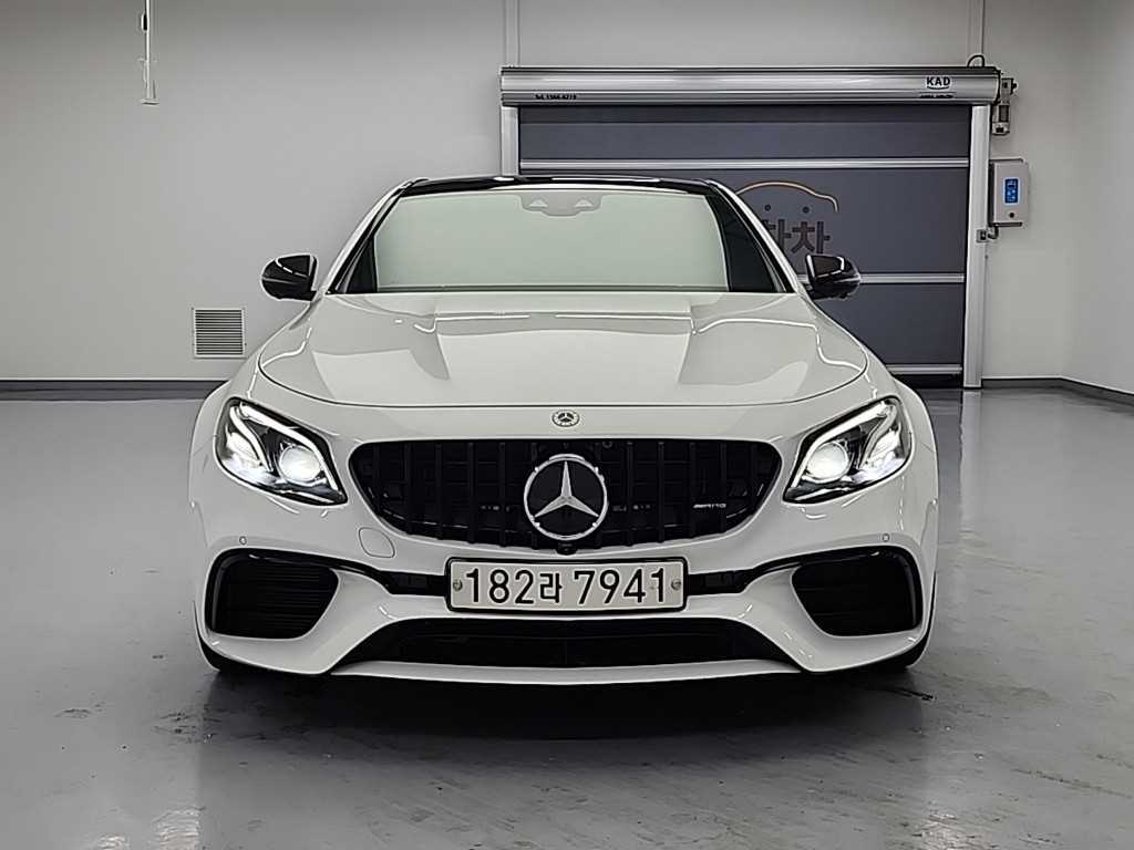 Mercedes Benz E class - Vista 2