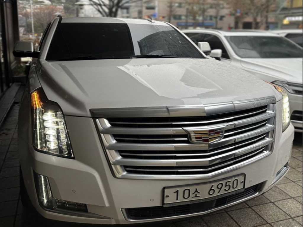 Cadillac Escalade - Vista 2