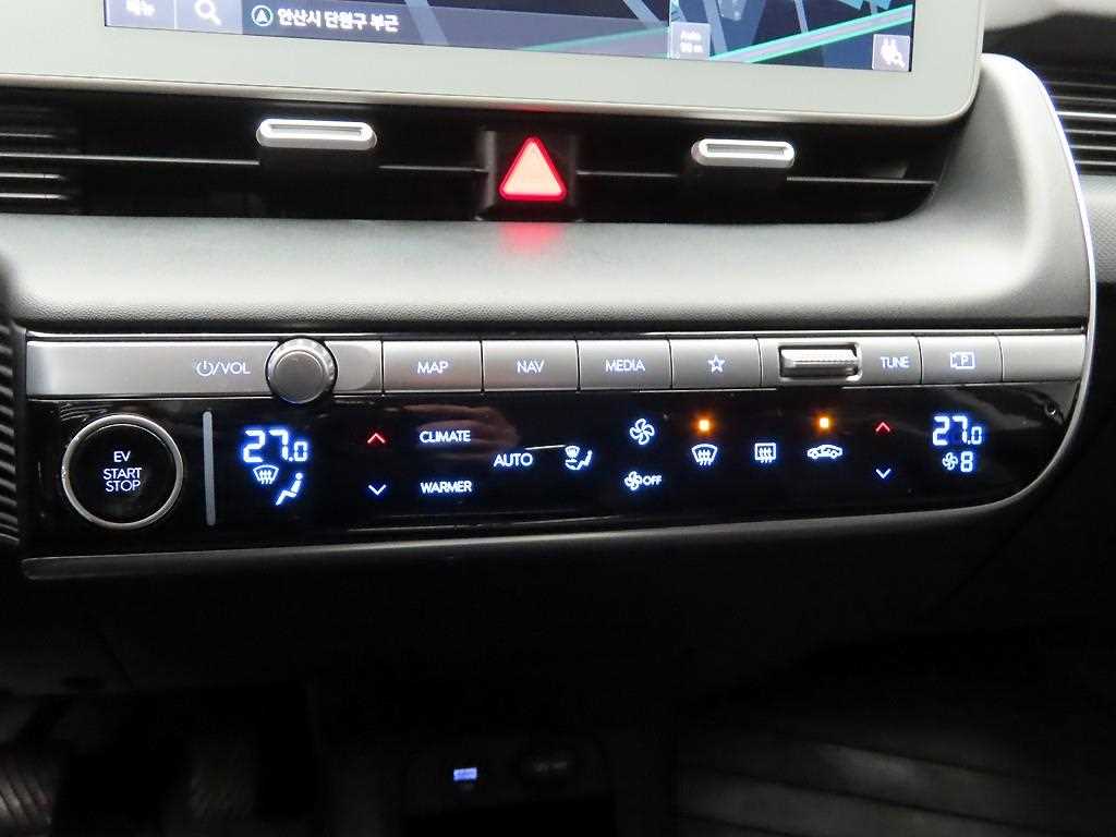 HYUNDAI Ioniq 5 - Vista 9