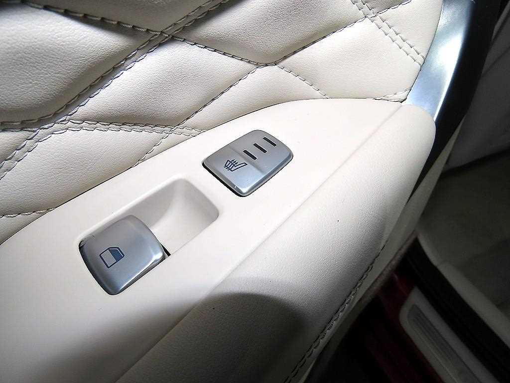 Genesis G70 2019 Rojo - Importación desde Corea - HF Imports Iquique - Foto 15