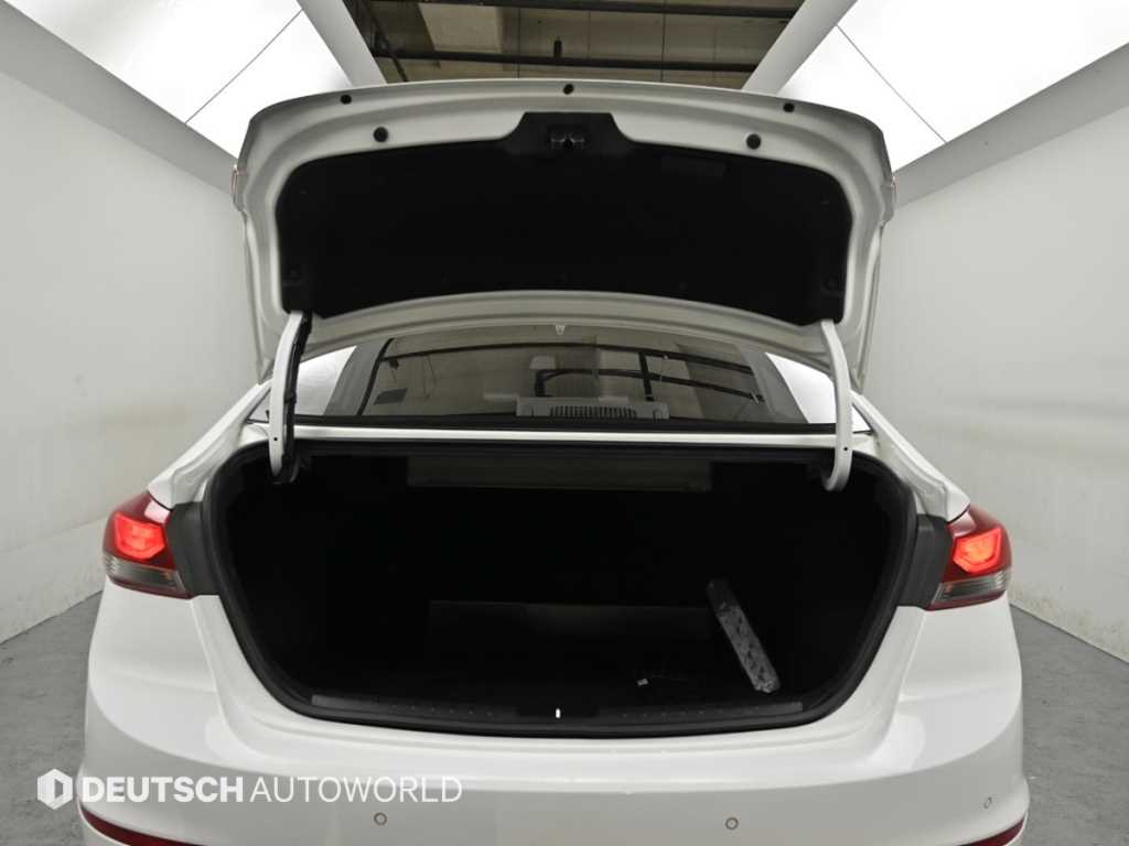 HYUNDAI Avante 2016 - Importación desde Corea - HF Imports Iquique - Foto 20