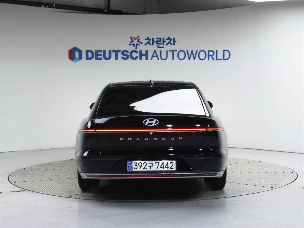 HYUNDAI Grandeur - Vista 4