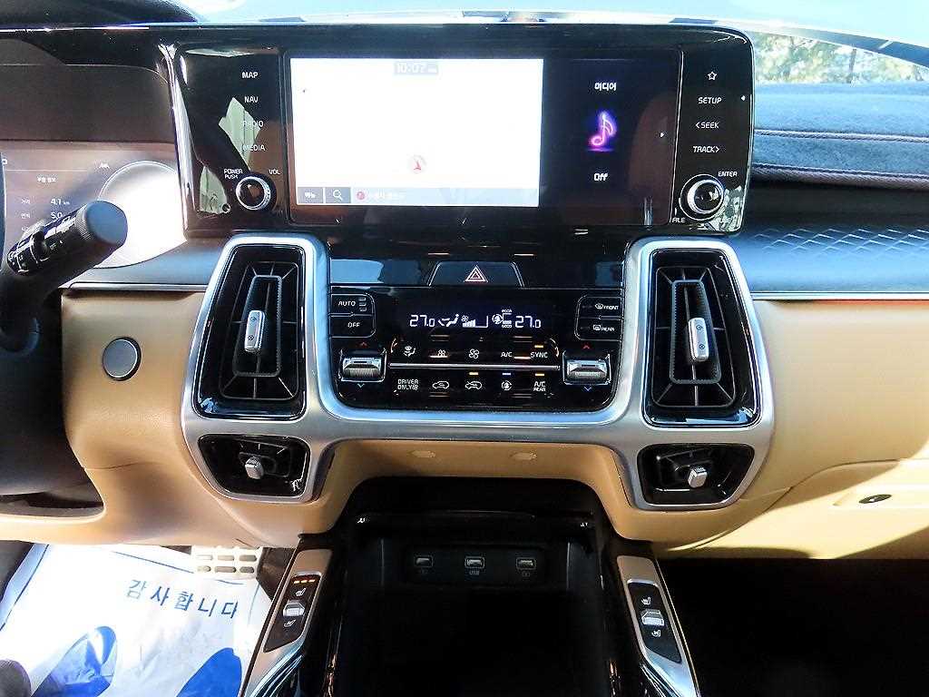 KIA Sorento - Vista 12