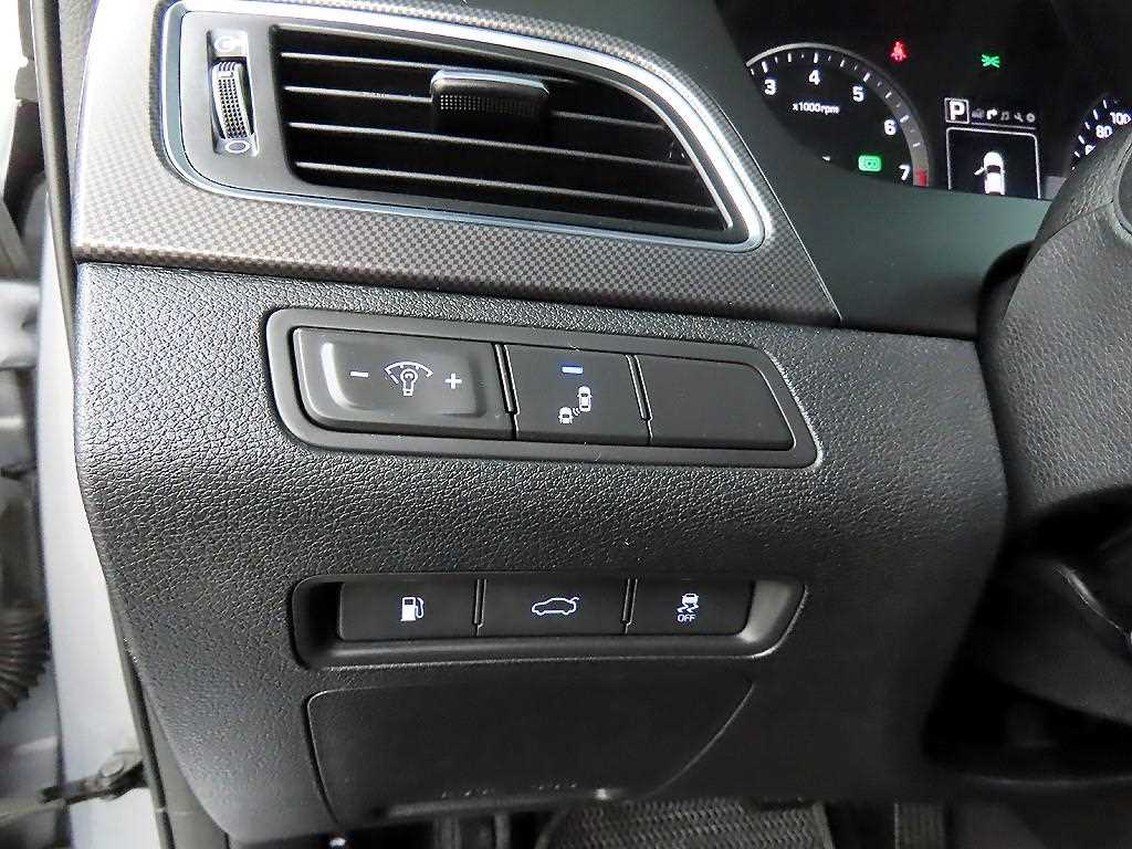 HYUNDAI Sonata 2017 Gris - Importación desde Corea - HF Imports Iquique - Foto 13