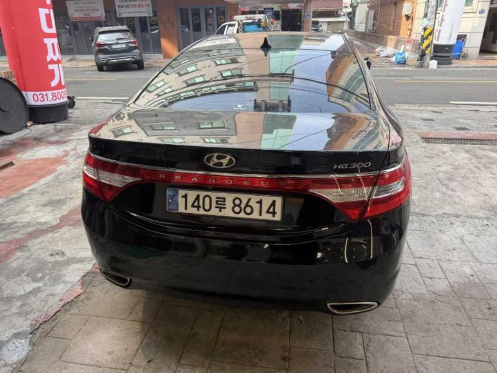 HYUNDAI Grandeur - Vista 3