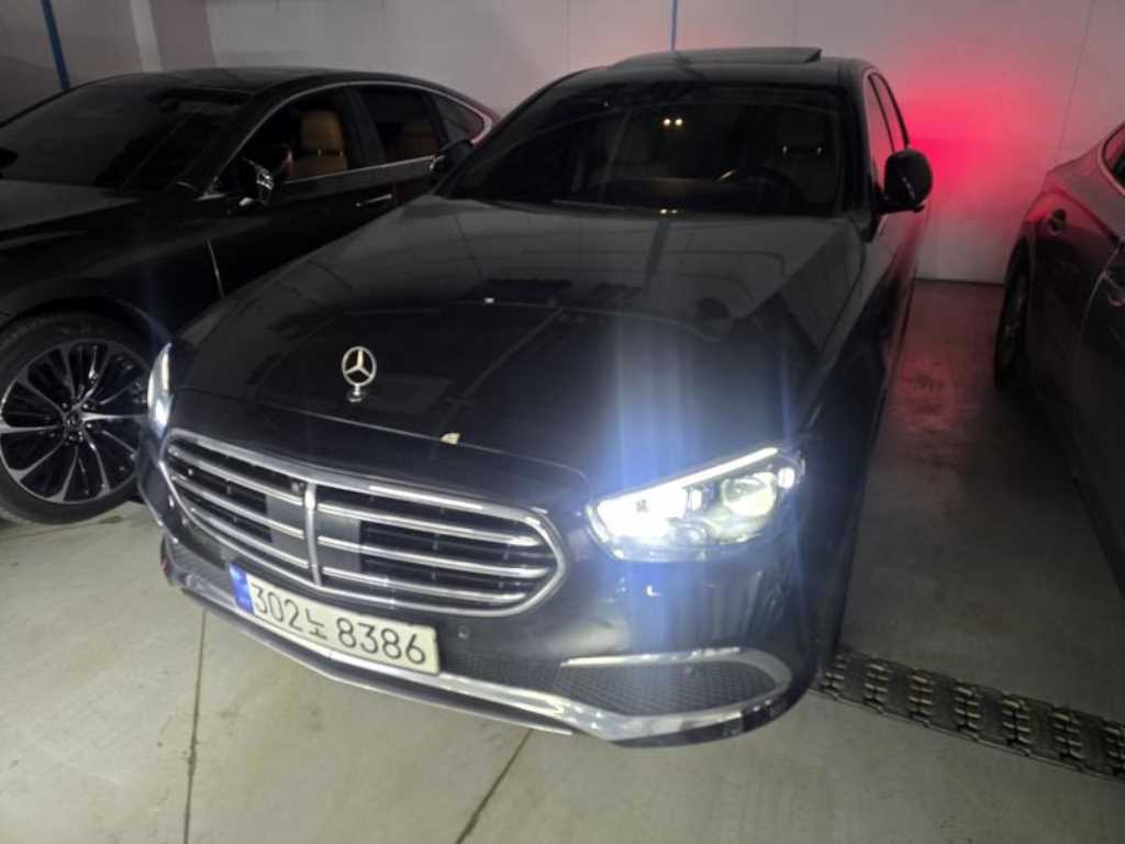 Mercedes Benz E class 2023 Negro - Importación desde Corea - HF Imports Iquique - Foto 1