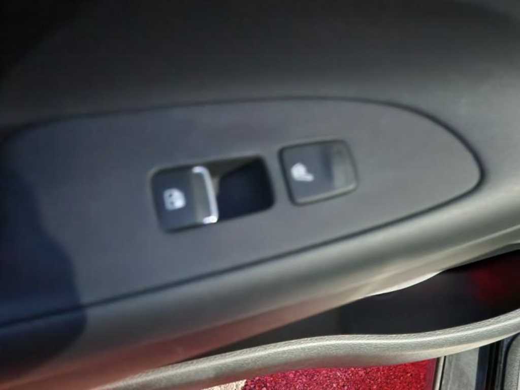 HYUNDAI Grandeur - Vista 9