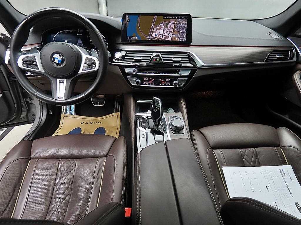 BMW 5 Series - Vista 7