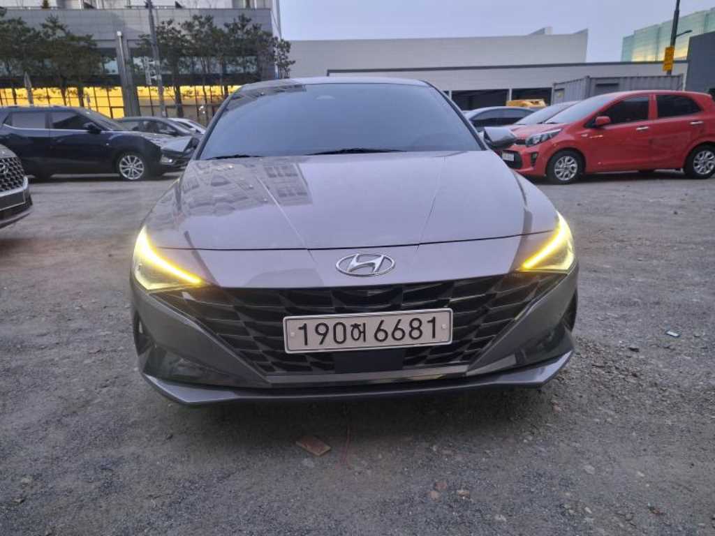 HYUNDAI Avante 2022 - Importación desde Corea - HF Imports Iquique - Foto 1