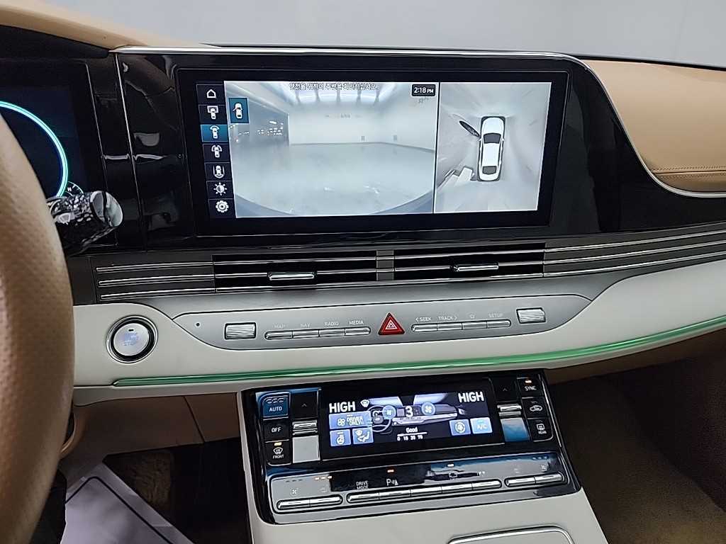 HYUNDAI Grandeur - Vista 10