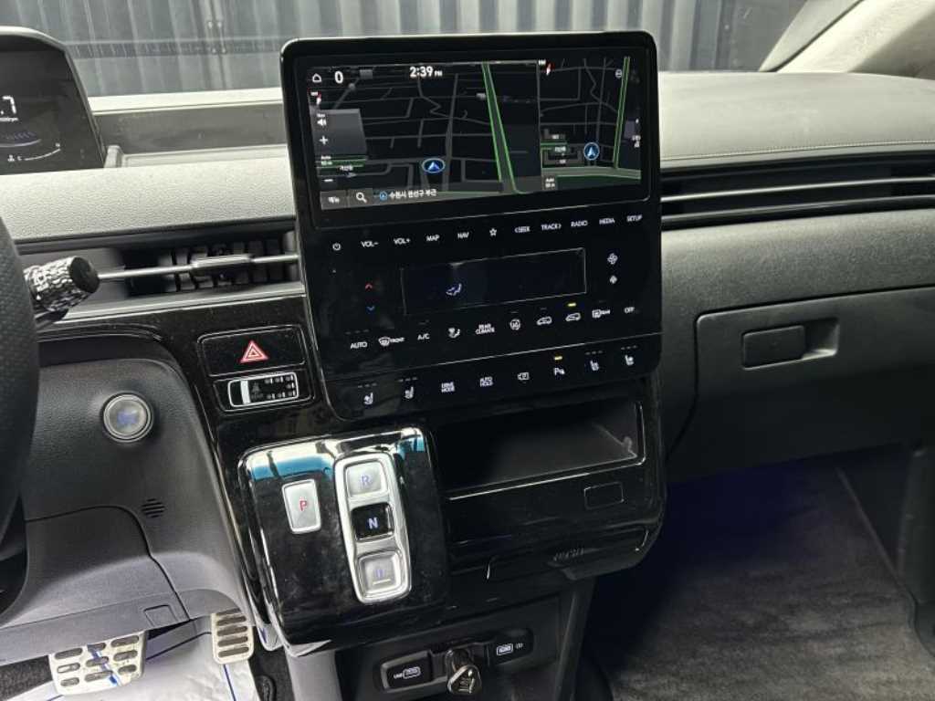 HYUNDAI Staria - Vista 10