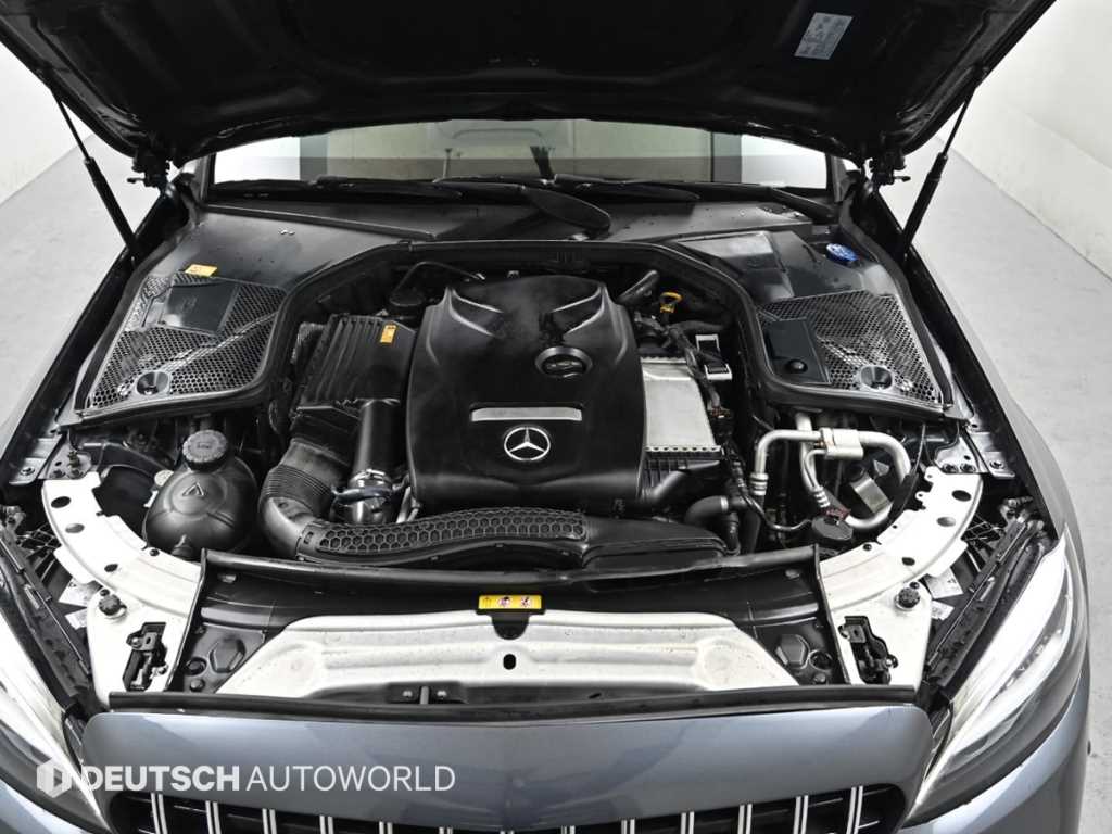 Mercedes Benz C Class - Vista 6