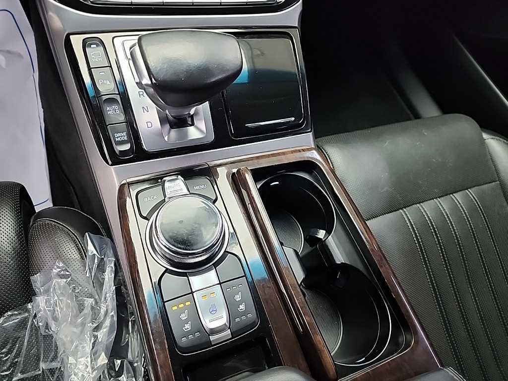 Genesis EQ900 - Vista 8