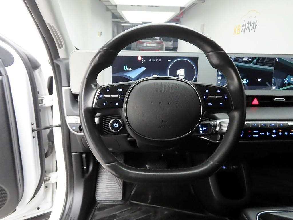 HYUNDAI Ioniq 5 - Vista 7