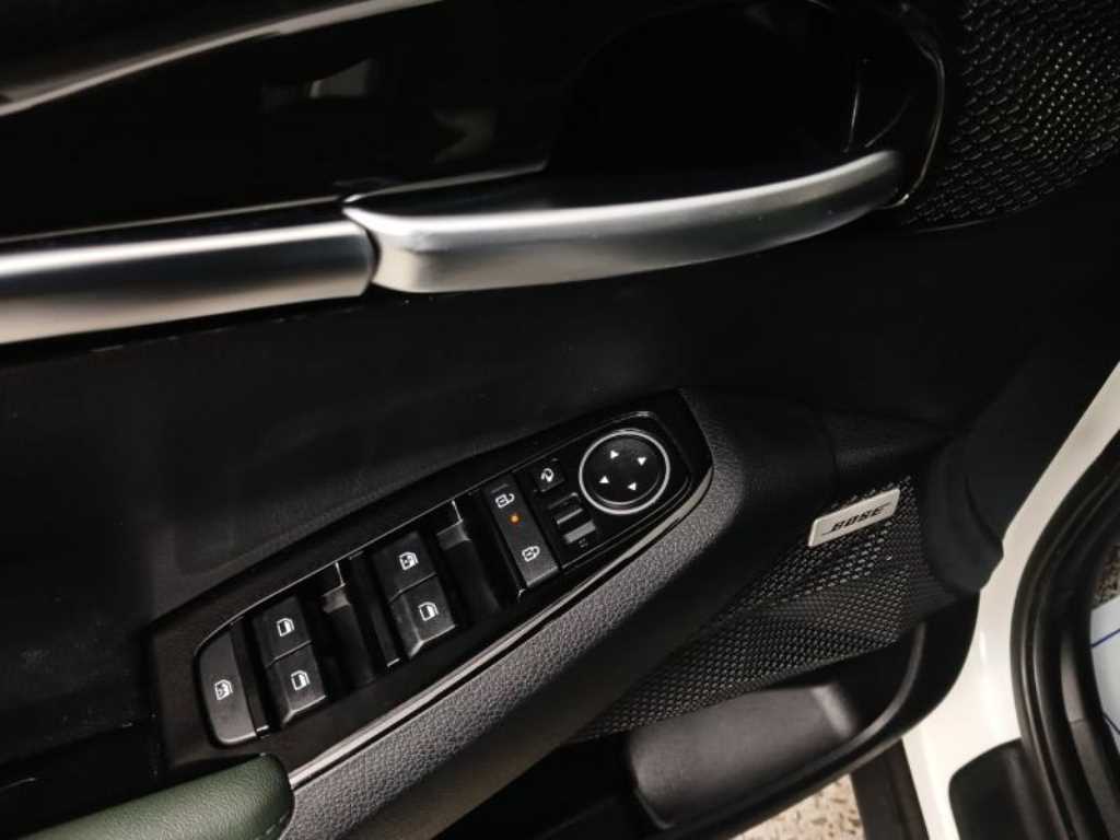 KIA Seltos - Vista 8