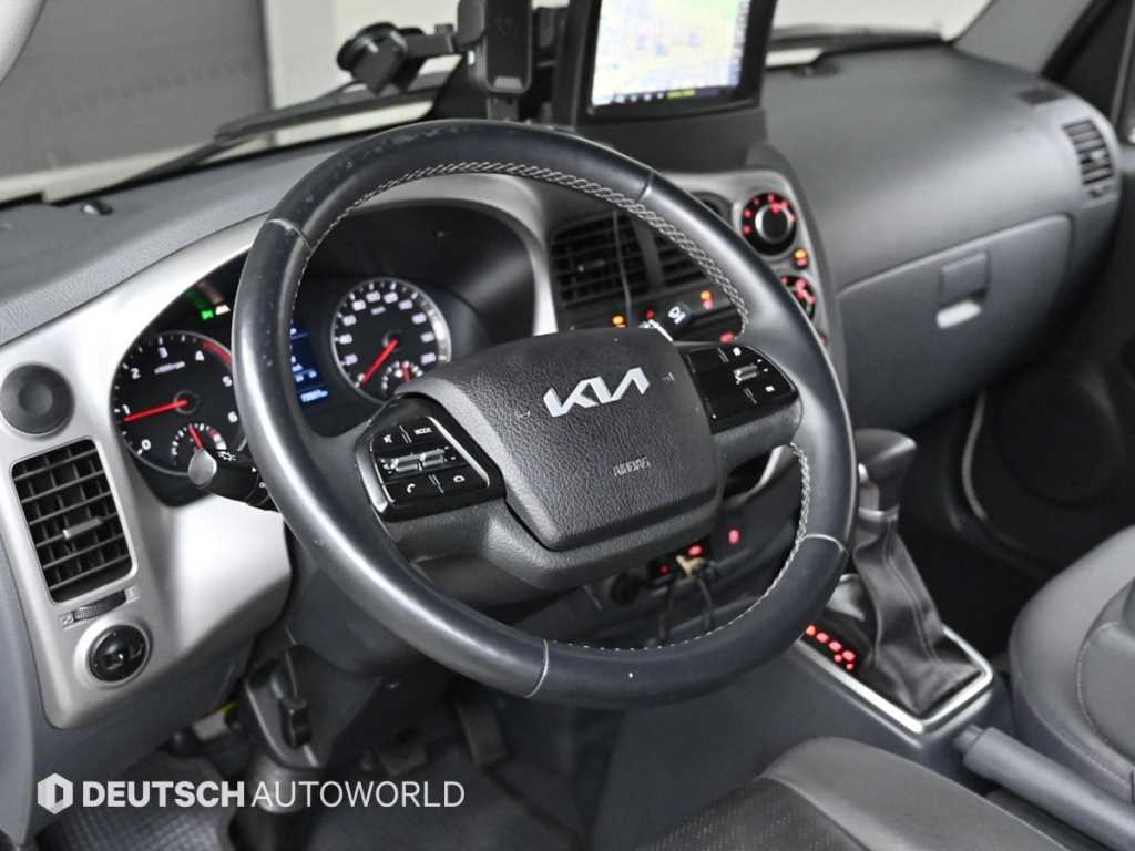 Small Truck Normal Box(High Deck) 2024 Blanco - Importación desde Corea - HF Imports Iquique - Foto 13