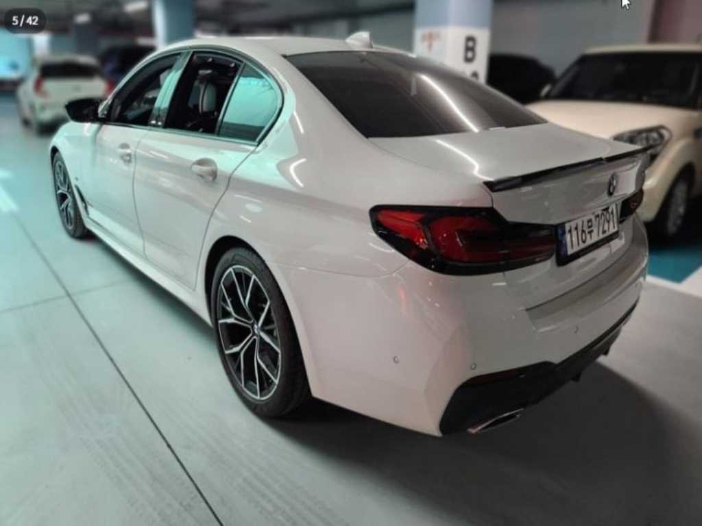 BMW 5 Series - Vista 4