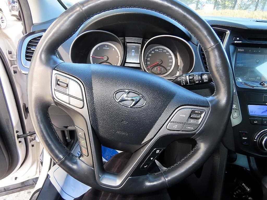 HYUNDAI Santa Fe - Vista 8
