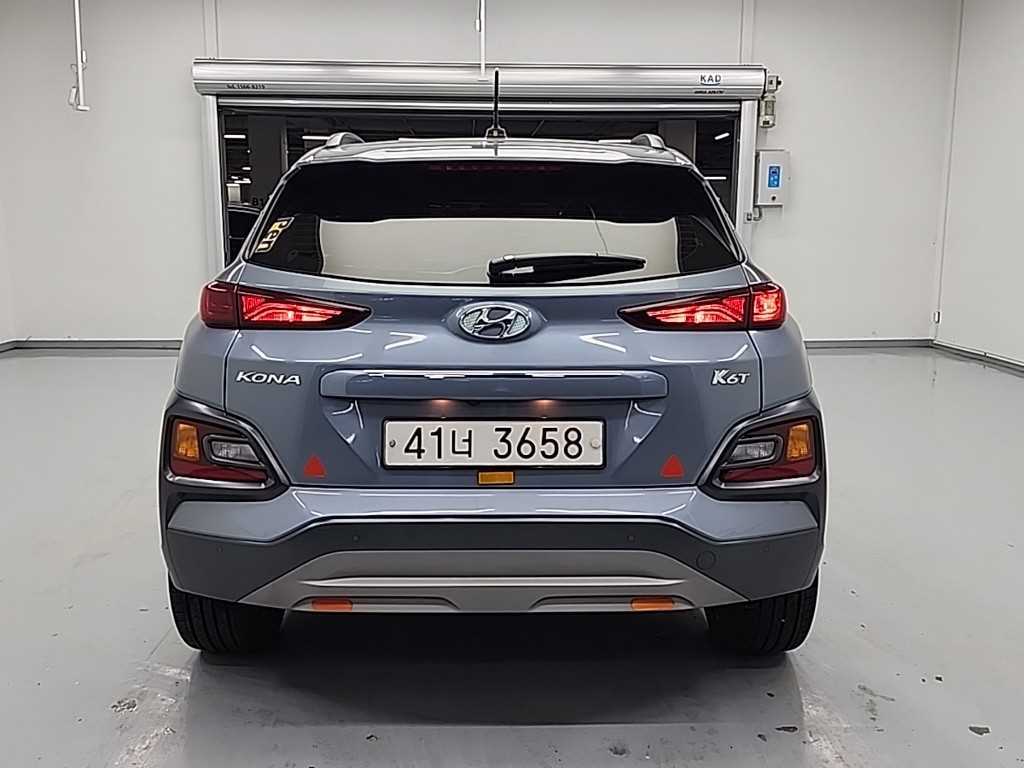 HYUNDAI Kona - Vista 3