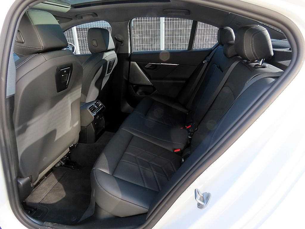 BMW 5 Series - Vista 6