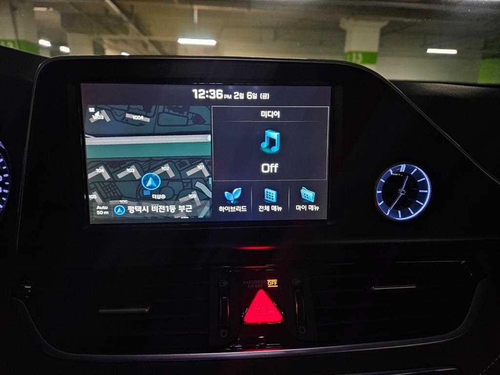 HYUNDAI Grandeur - Vista 11