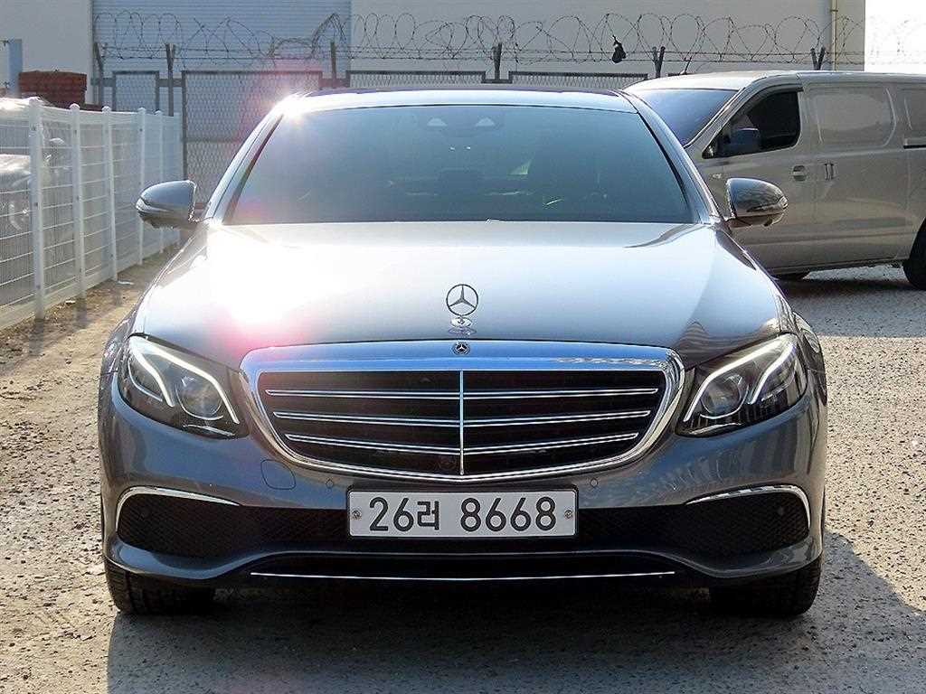 Mercedes Benz E class 2019 - Importación desde Corea - HF Imports Iquique - Foto 1
