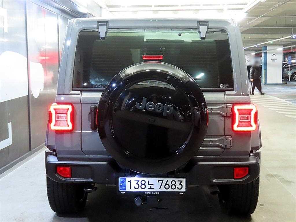 Jeep Wrangler - Vista 5