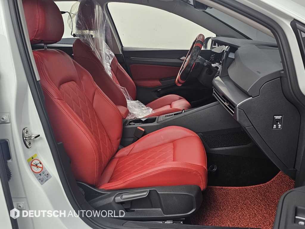 Volkswagen Golf - Vista 10