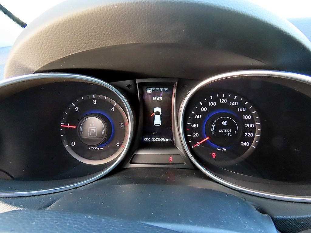 HYUNDAI Santa Fe - Vista 9