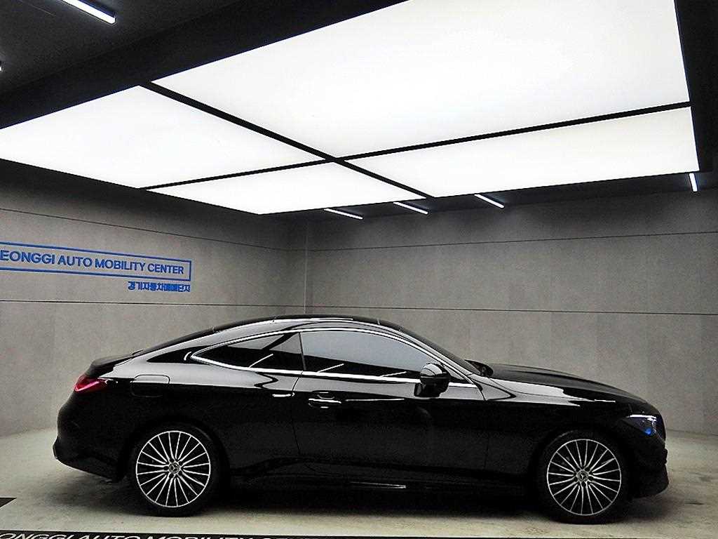 Mercedes Benz CLE Class - Vista 2