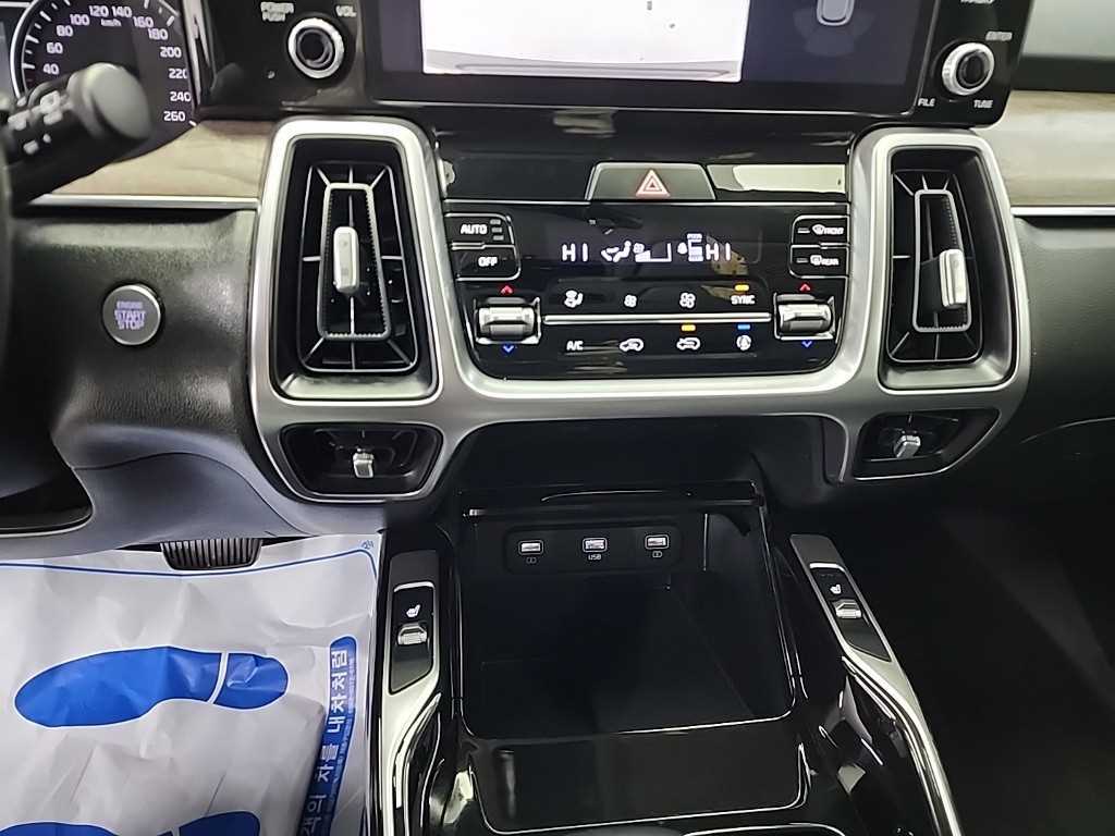 KIA Sorento - Vista 10