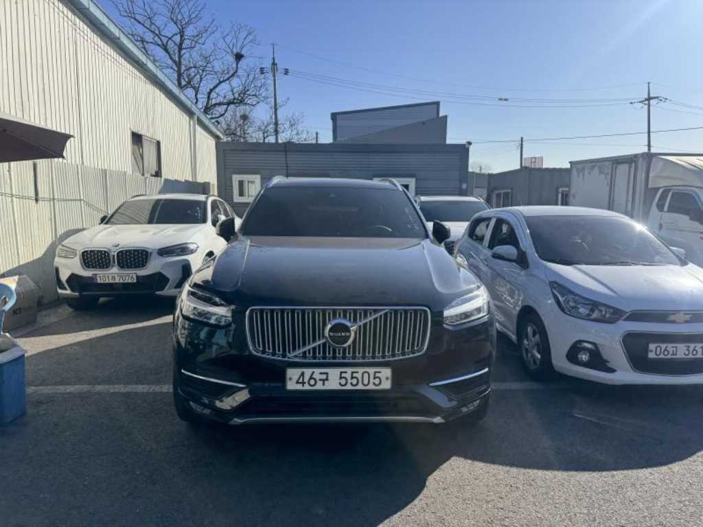 Volvo XC90 - Vista 2