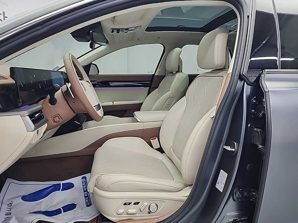 HYUNDAI Grandeur - Vista 11