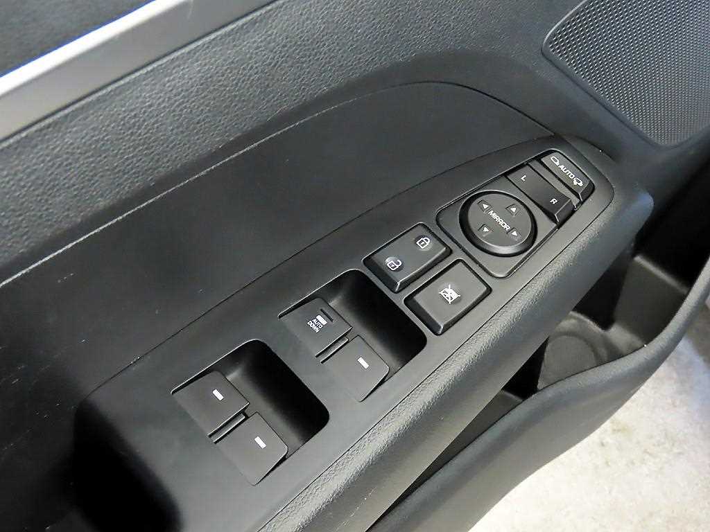 HYUNDAI Avante 2019 Negro - Importación desde Corea - HF Imports Iquique - Foto 17