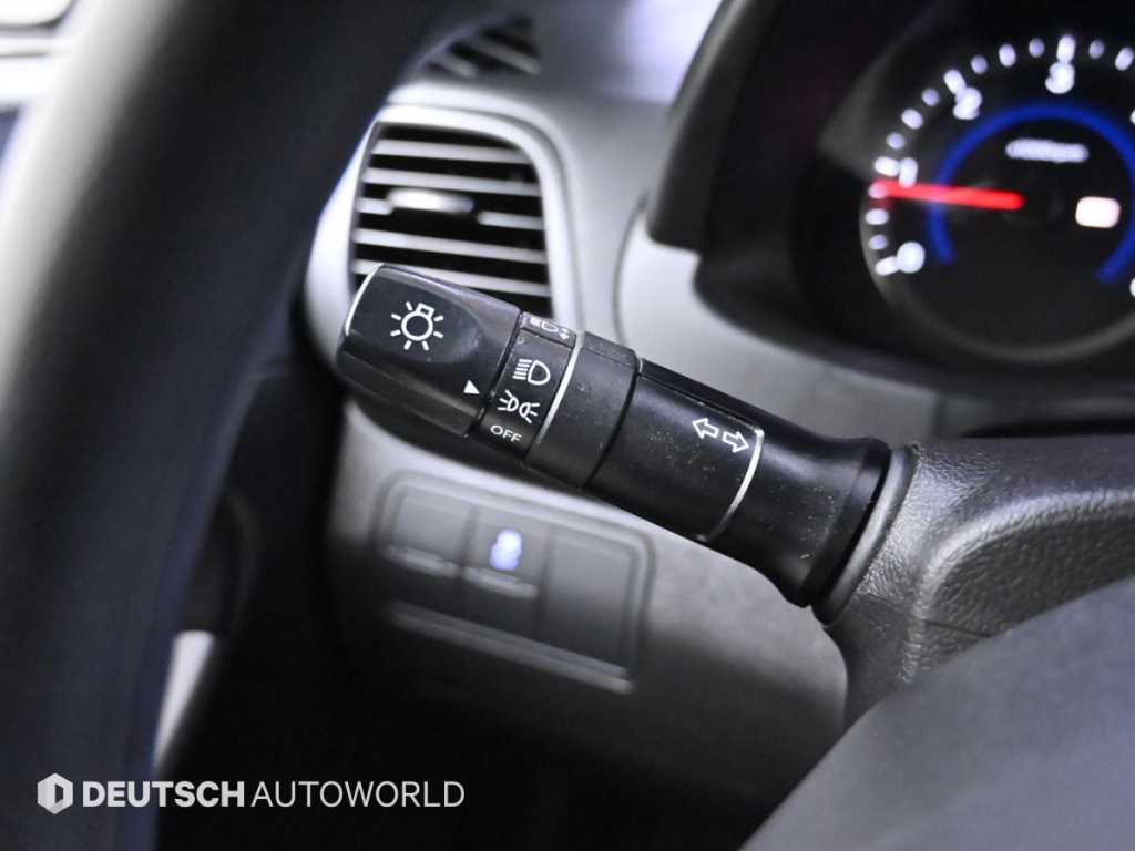 HYUNDAI Accent 2015 Blanco - Importación desde Corea - HF Imports Iquique - Foto 15