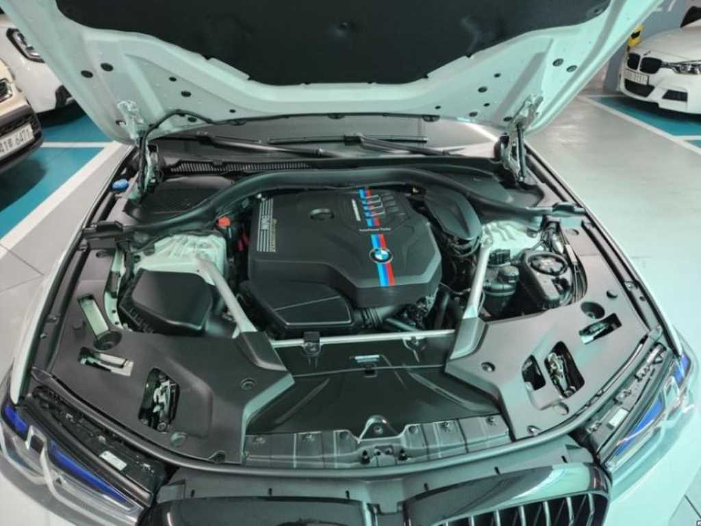 BMW 5 Series 2023 - Importación desde Corea - HF Imports Iquique - Foto 16