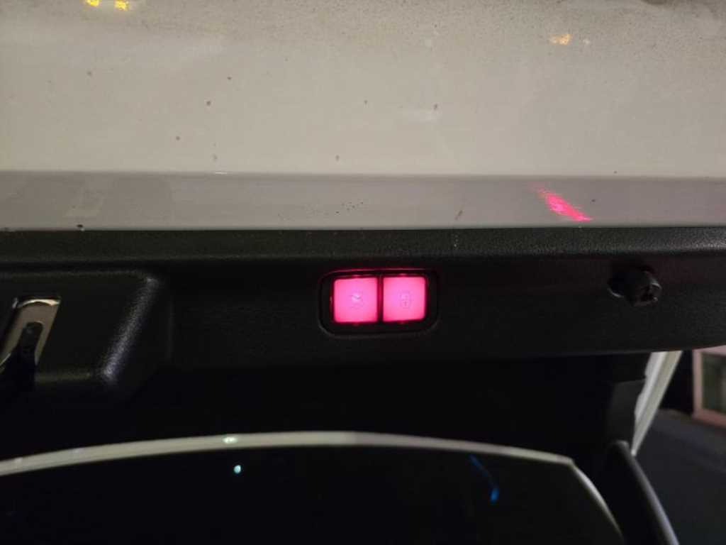 Mercedes Benz EQE 2022 Blanco - Importación desde Corea - HF Imports Iquique - Foto 13