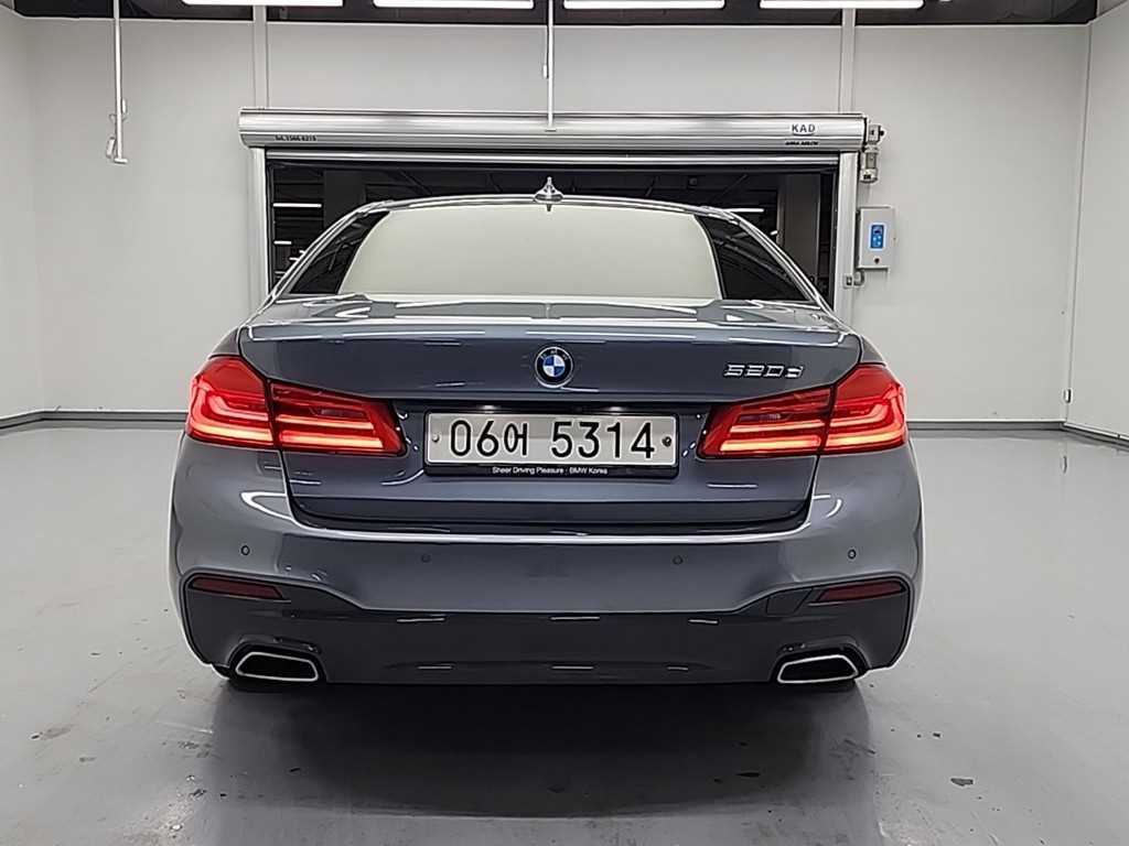 BMW 5 Series - Vista 3