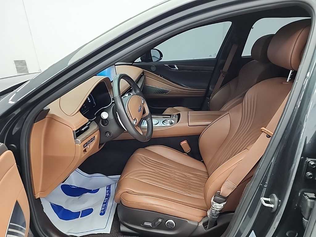 Genesis G80 - Vista 11