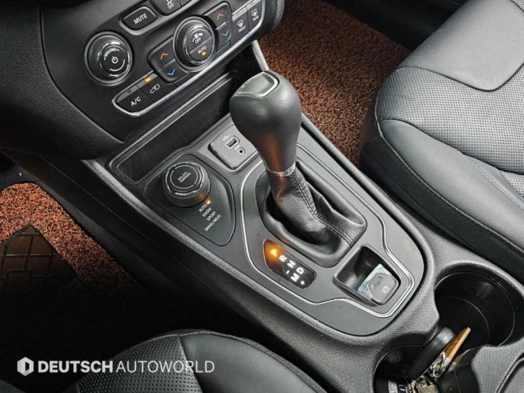 Jeep Cherokee - Vista 9