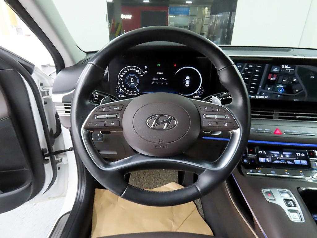 HYUNDAI Grandeur - Vista 9