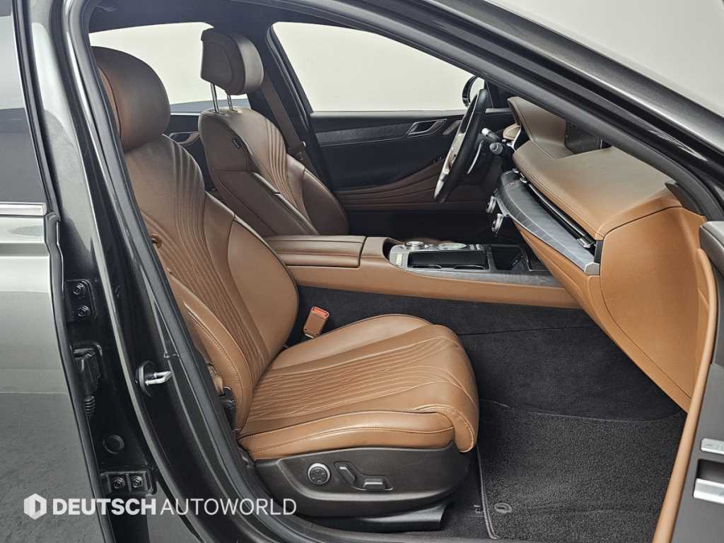 Genesis G80 - Vista 10