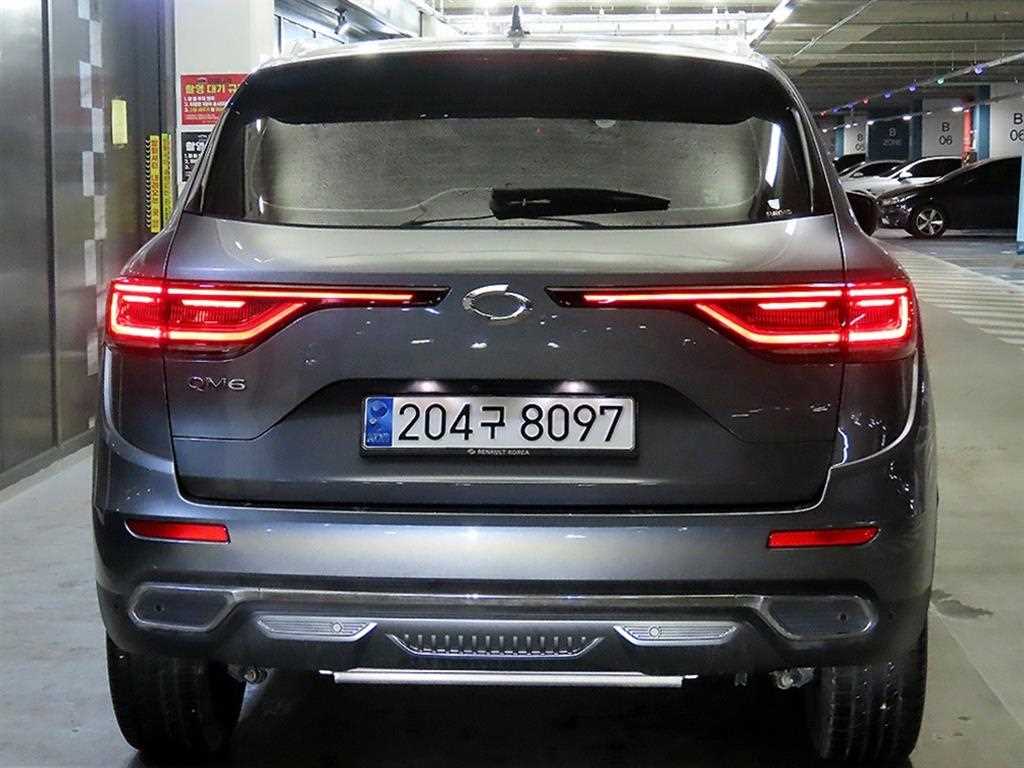 SAMSUNG QM6 - Vista 5