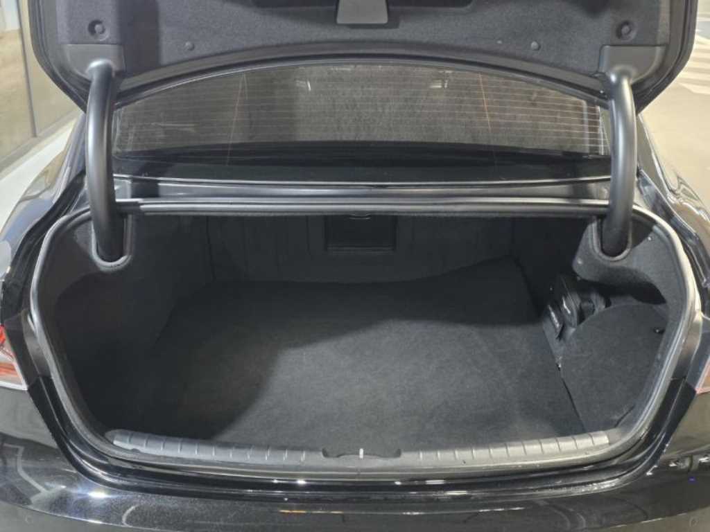 HYUNDAI Grandeur - Vista 6