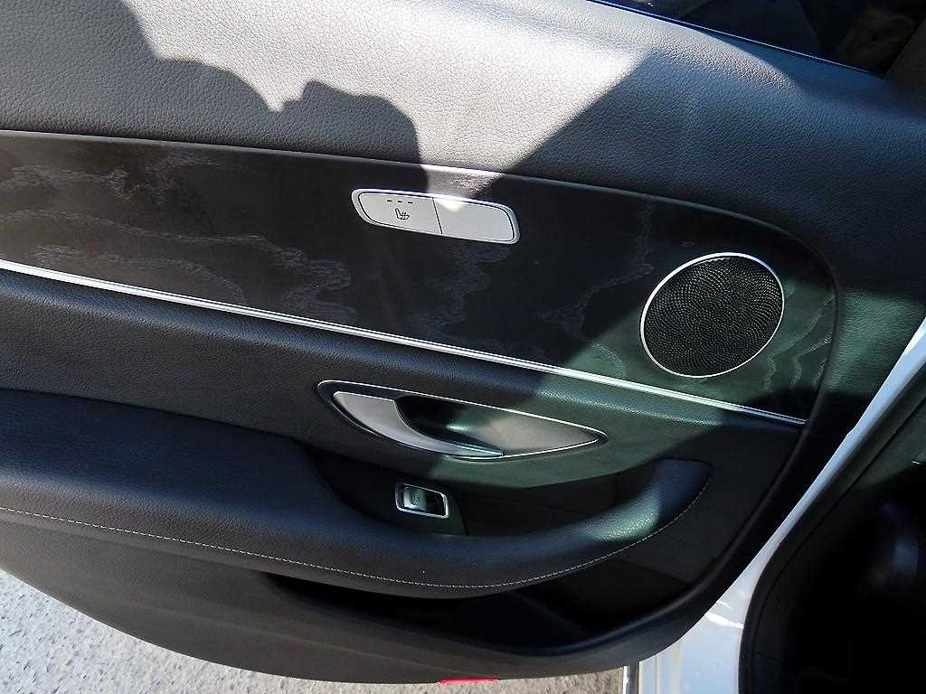 Mercedes Benz E class 2017 Blanco - Importación desde Corea - HF Imports Iquique - Foto 16