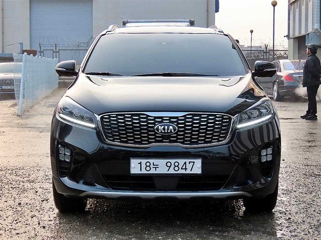 KIA Sorento 2019 Negro - Importación desde Corea - HF Imports Iquique - Foto 1