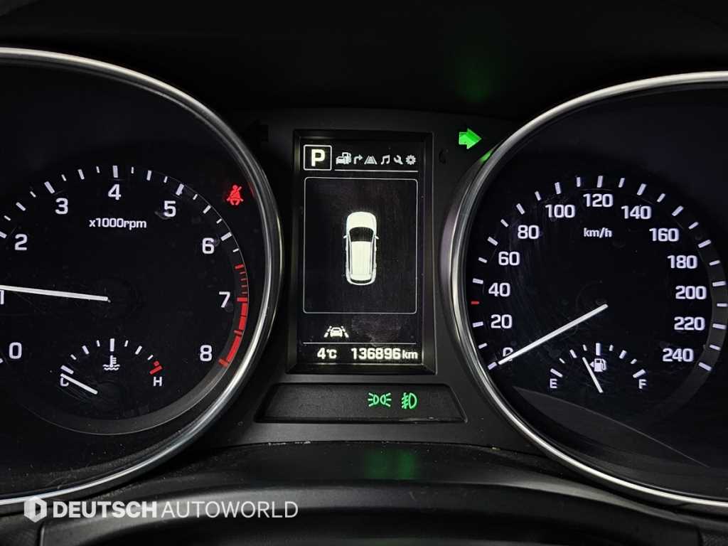 HYUNDAI Maxcruz - Vista 8